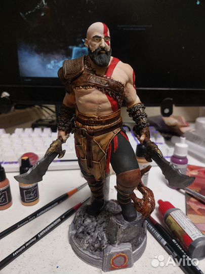 Фигурка кратос (god of war) / модель