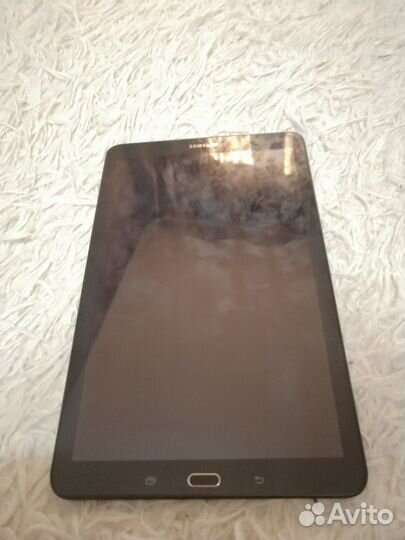 Планшет Samsung Galaxy Tab E