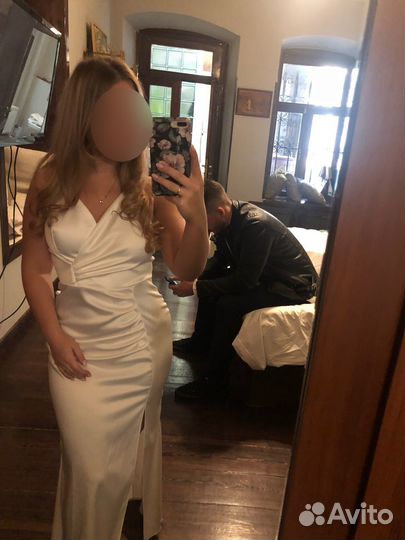 Вечернее платье в пол