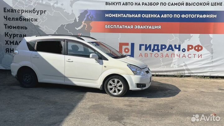 Накладка декоративная под ногу водителя Toyota Corolla Verso (AR10) 58192-0F010