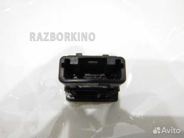 Кнопка Тойота Highlander 2 XU40