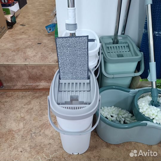 Ведро со шваброй и отжимом