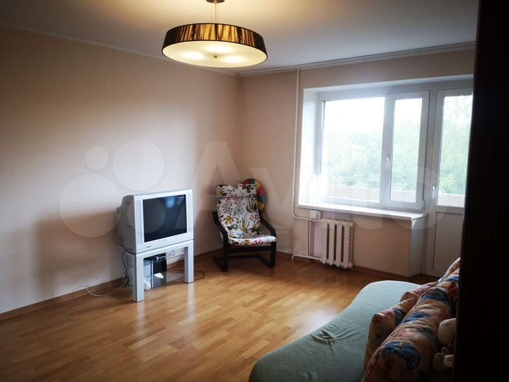 2-к. квартира, 52 м², 8/9 эт.