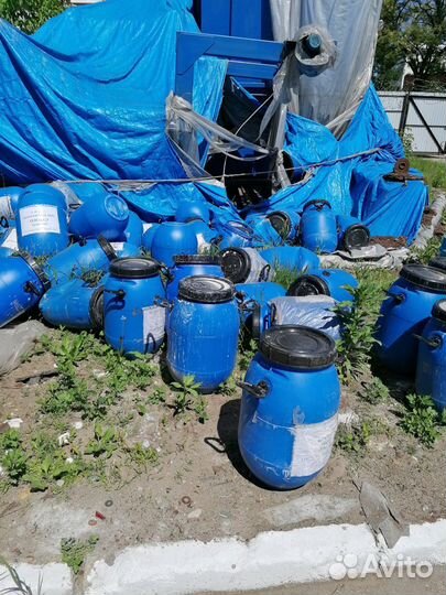 Бочки пластиковые на 30и 60литров бу