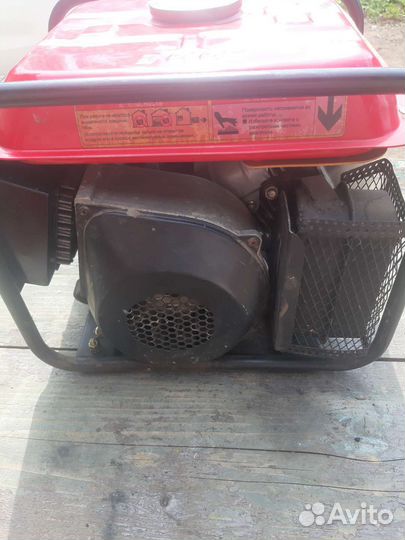 Генератор бензиновый на запчасти