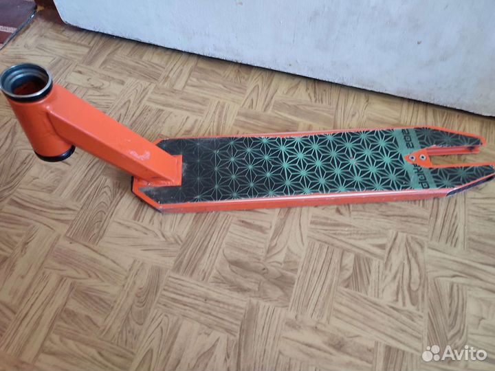 Дека для трюкового самоката Duker 202