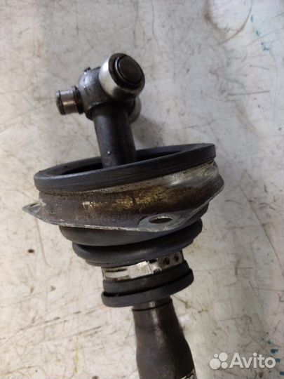 Привод левый Renault Sandero 2008-2014