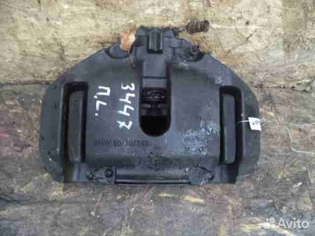 Суппорт передний левый BMW 5-Series F10