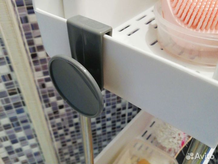 Пластиковые крючки