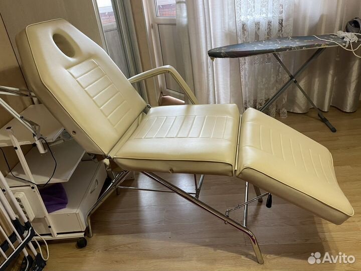 Кушетка косметологическая бу