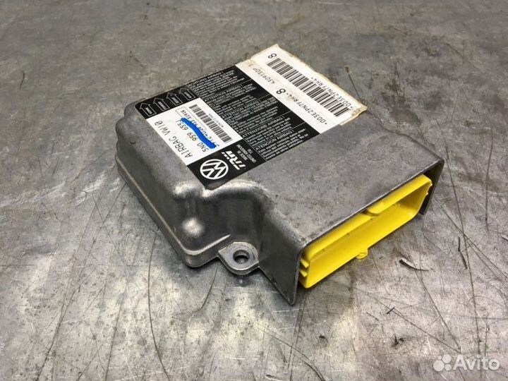 Блок управления AIR BAG Volkswagen Passat B6