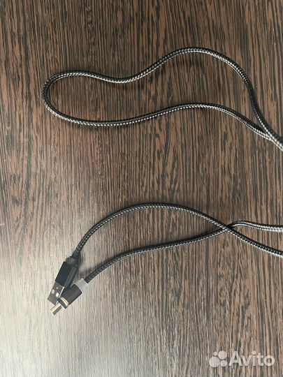 Магнитный кабель для зарядки