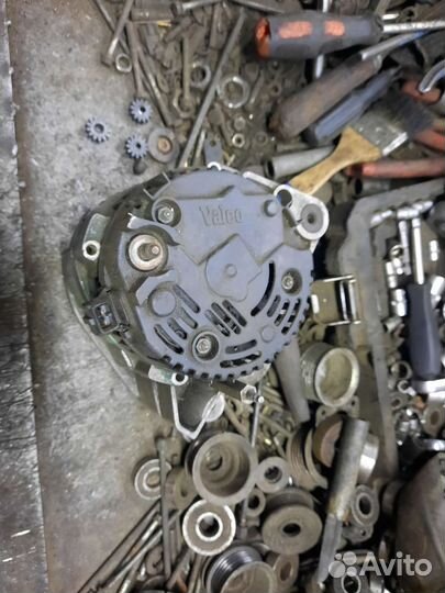 Генератор Audi, Volkswagen Mersedes