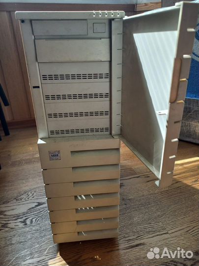 Корпус для сервера с блоком питания