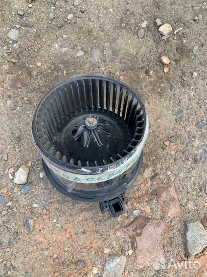 Моторчик отопителя печки kia cerato 2