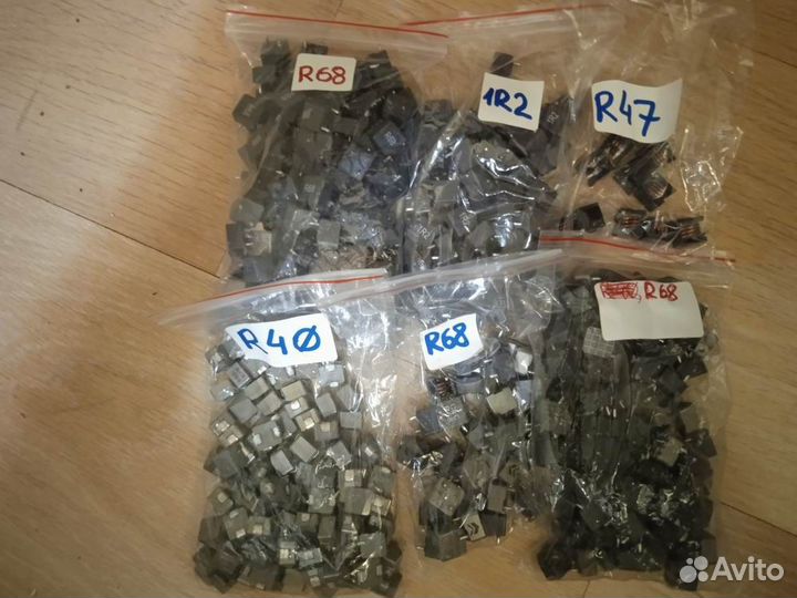 SMD-конденсаторы тантал,бочонки 470,560, дроссели