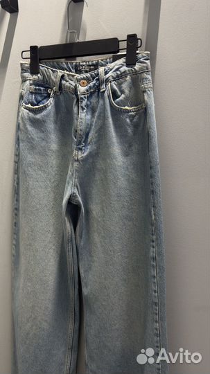 Джинсы широкие женские