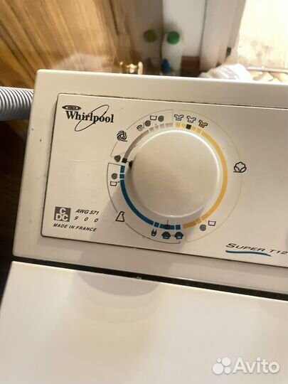 Стиральная машинка Whirpool AWG 571