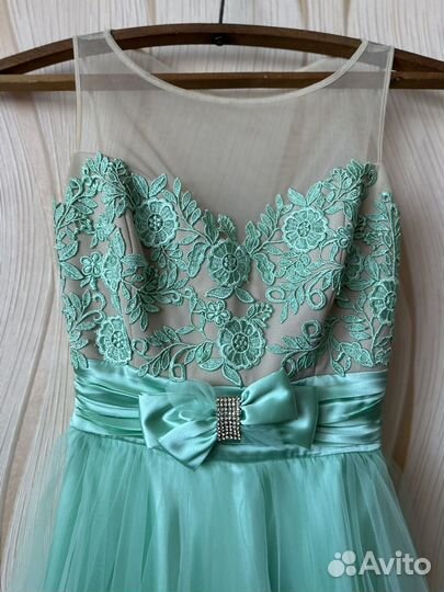 Вечернее платье