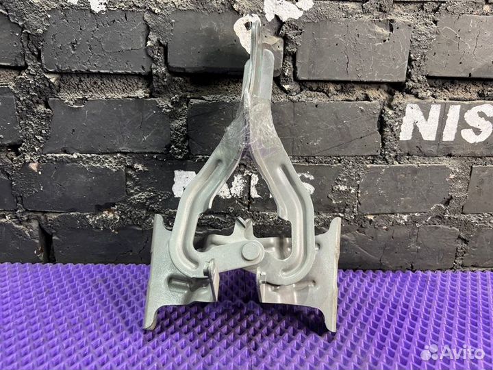 Петля капота Nissan X-Trail NT31-200692 MR20DE