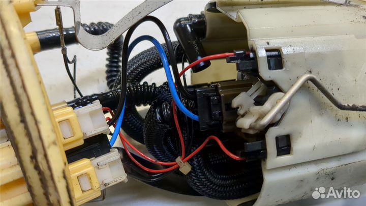 Насос топливный электрический Volvo XC90, 2004