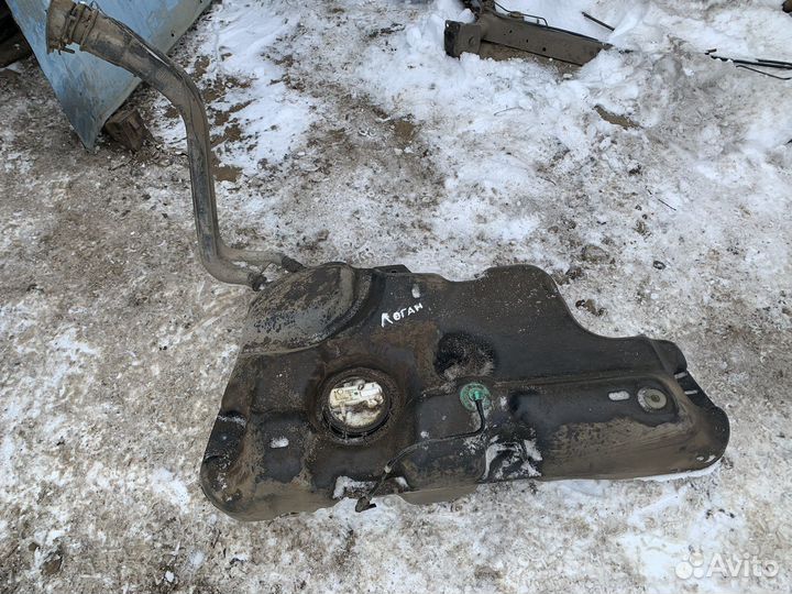 Топливный бак рено логан 1