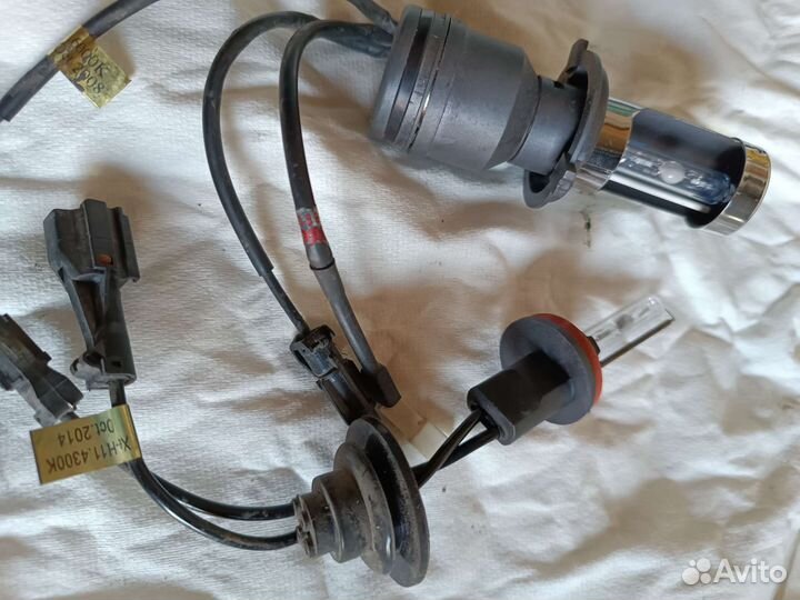 Продам для ксенона 4 блока розжига и две лампочки