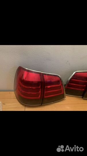 Задние фары на toyota land cruiser 200