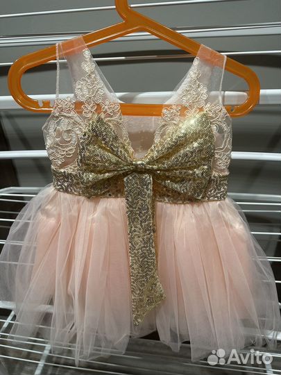 Нарядное платье на 1 годик