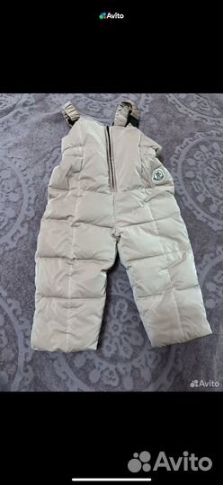 Зимний комбинезон для девочки