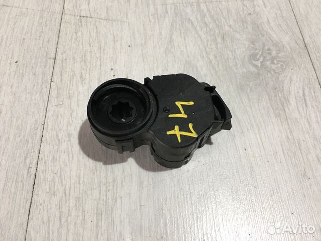 Моторчик заслонки печки LADA vesta SW Cross 1.8 мт