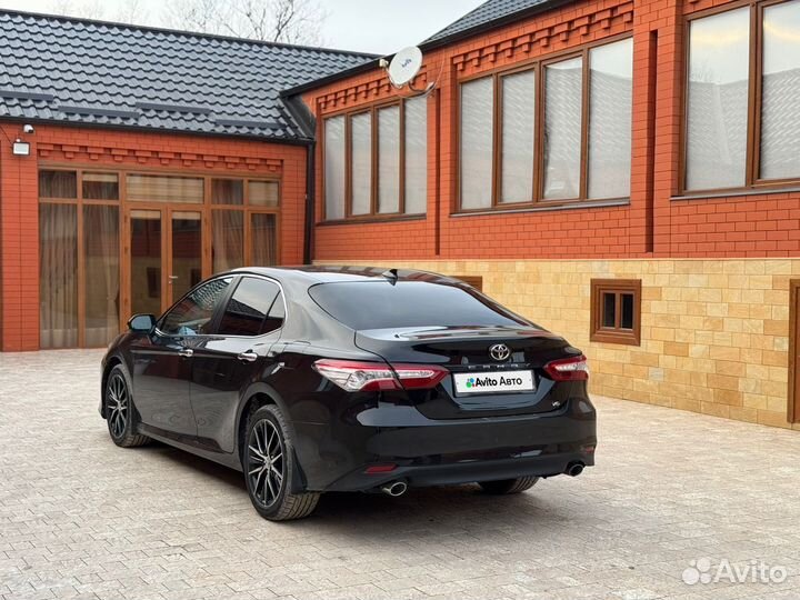 Toyota Camry 2.5 AT, 2019, 193 000 км