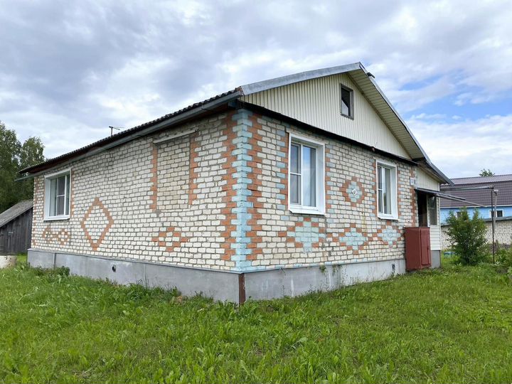 Дом 68 м² на участке 32 сот.