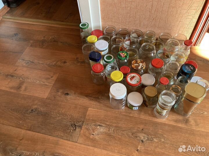 Банки стеклянные отдам