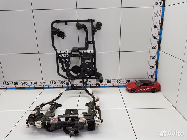 Каркас сиденья задний правый (Hyundai Equus)