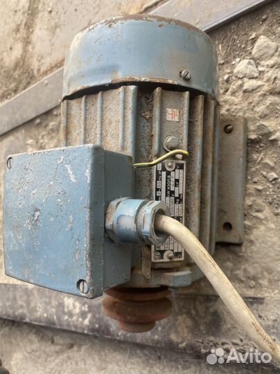 Электродвигатель