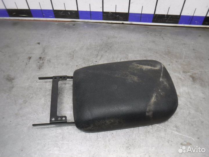 Подлокотник Nissan X-Trail T31 MR20 2008