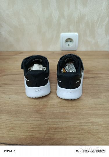 Кроссовки детские adidas 26 р