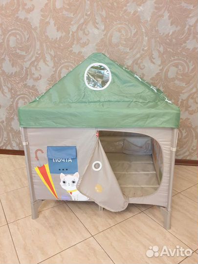 Манеж домик