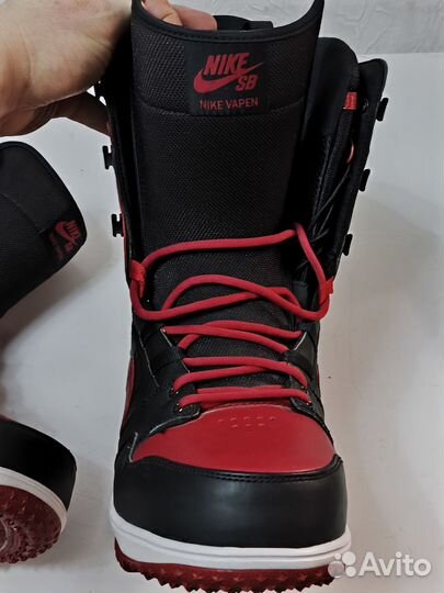 Сноубордические ботинки nike