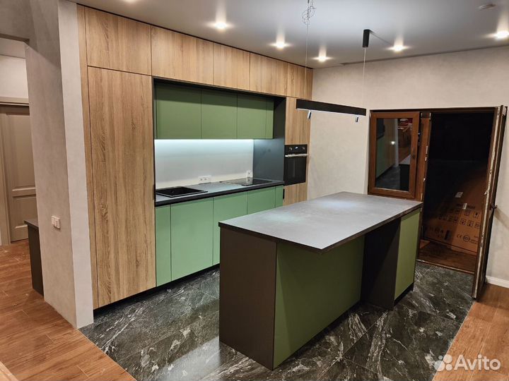 Кухонный гарнитур угловой на заказ с островом