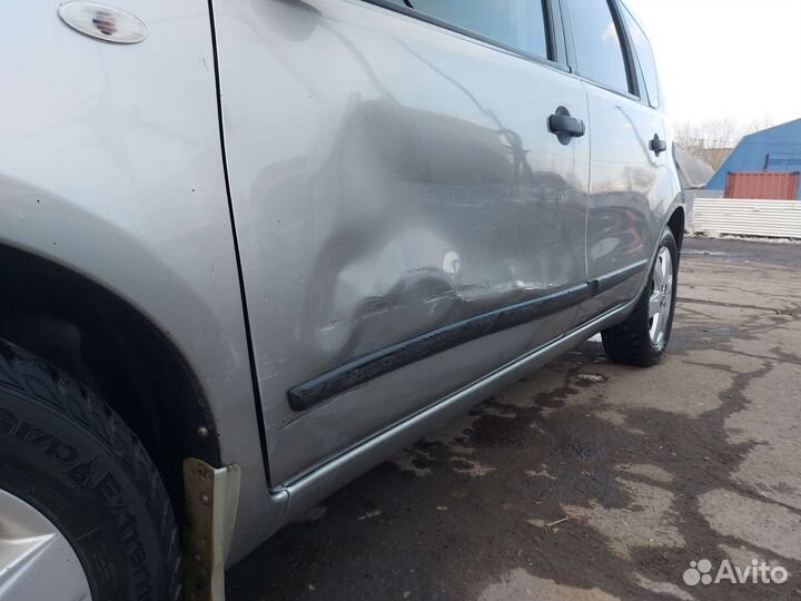 Дверь передняя левая nissa note e11