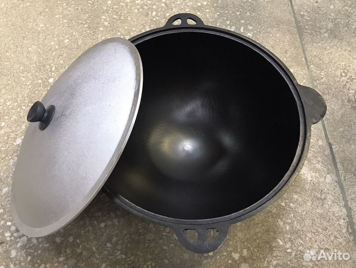 Чугунный казан