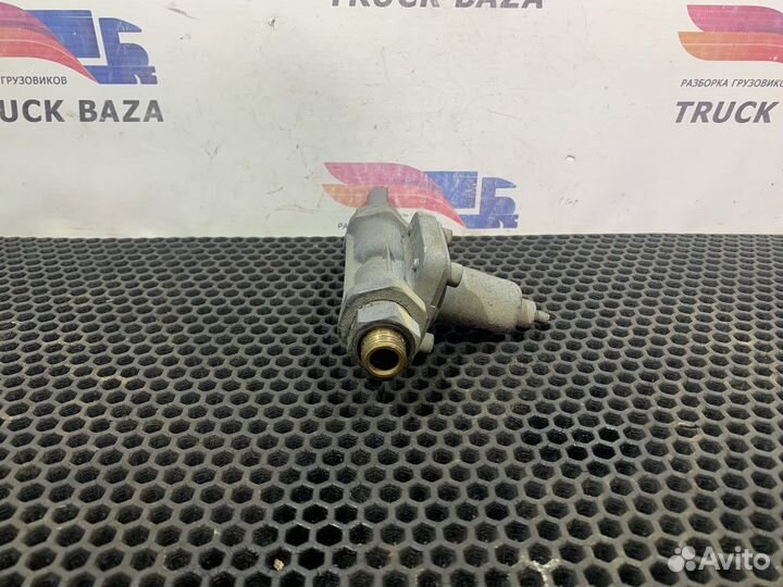 M7101200 Клапан пневматический Volvo FH, Volvo FM