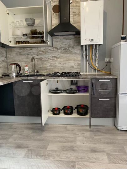 1-к. квартира, 43 м², 2/3 эт.