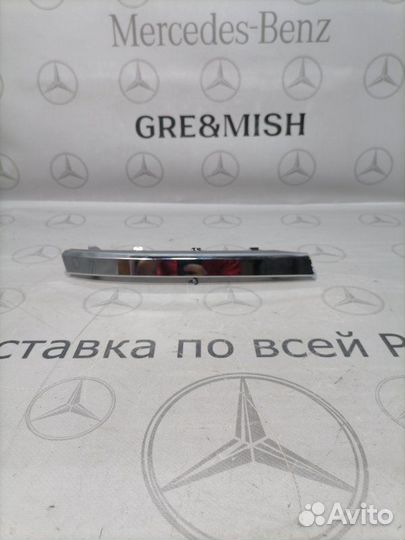 Накладка переднего бампера Mercedes-Benz Gl W164