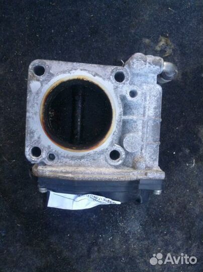 Дросельная заслонка Nissan Note E11 HR15