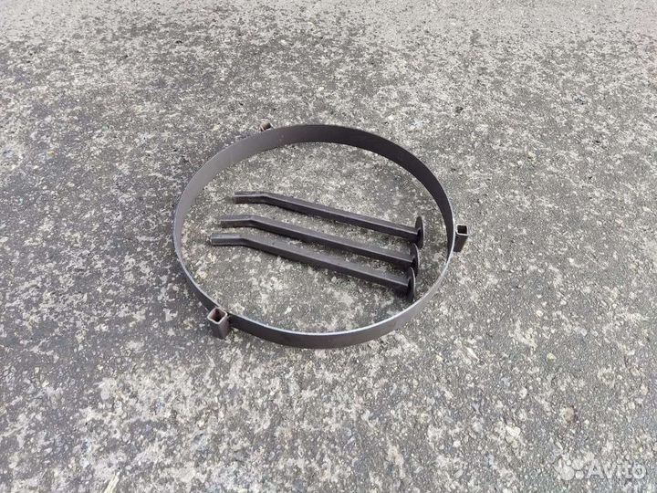 Тренога для казана со съёмными ножками в Чите