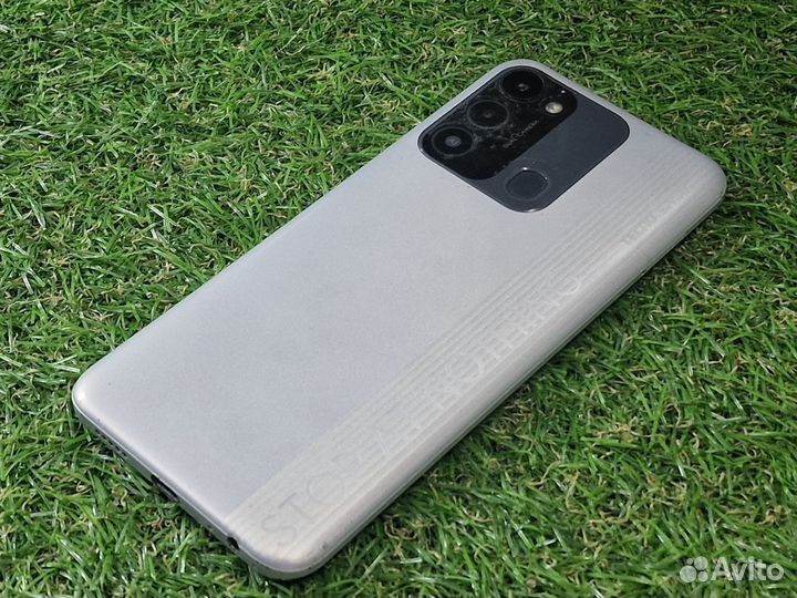 TECNO Spark 8C, 4/64 ГБ