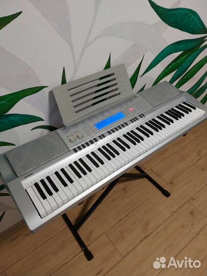 Синтезатор Casio WK 210